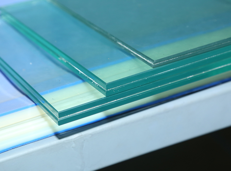 夾層玻璃
